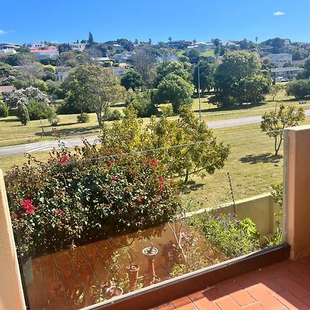 Bell Rock Getaway Appartement Plettenbergbaai Buitenkant foto